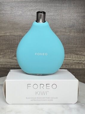 FOREO KIWI Blackhead Remover Pore Vacuum